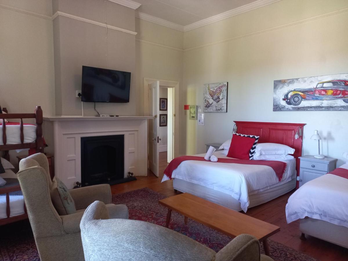 Dreamers Guesthouse - No Loadshedding King William's Town Eksteriør billede