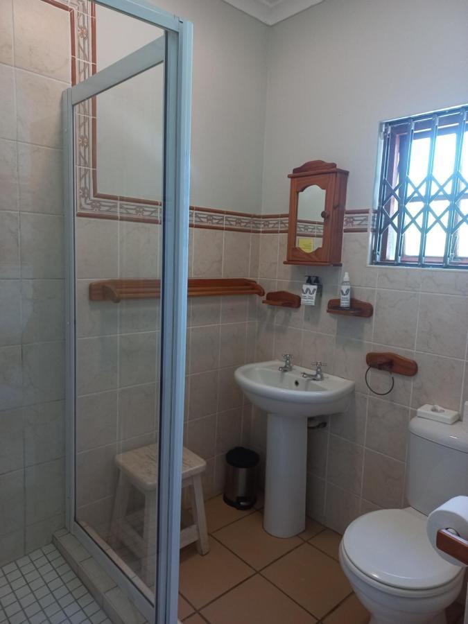 Dreamers Guesthouse - No Loadshedding King William's Town Eksteriør billede