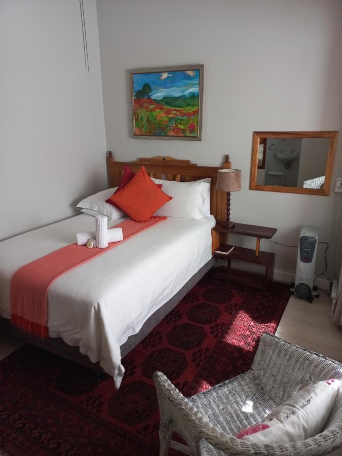 Dreamers Guesthouse - No Loadshedding King William's Town Eksteriør billede