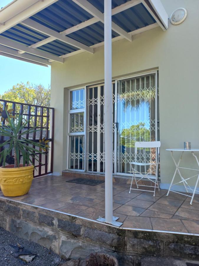 Dreamers Guesthouse - No Loadshedding King William's Town Eksteriør billede